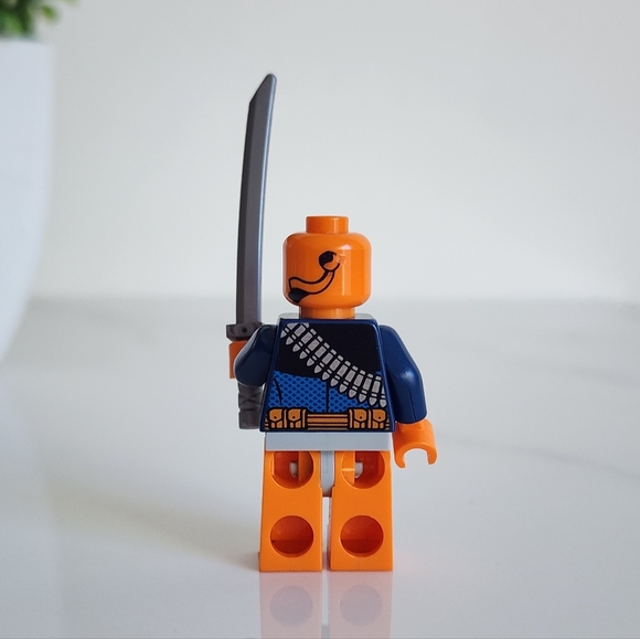 🧡 Rare LEGO DC Deathstroke Minifigure sh163 Super Heroes W/Accessories Sword 🖤 - Picture 3 of 10